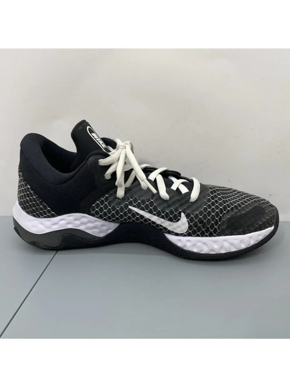 Nike Renew Elevate 2 Basketball Shoes Sneakers Running Athletic Black Mens 11.5